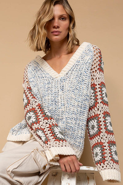 Winter Haze - Square Pattern Hooded Sweater