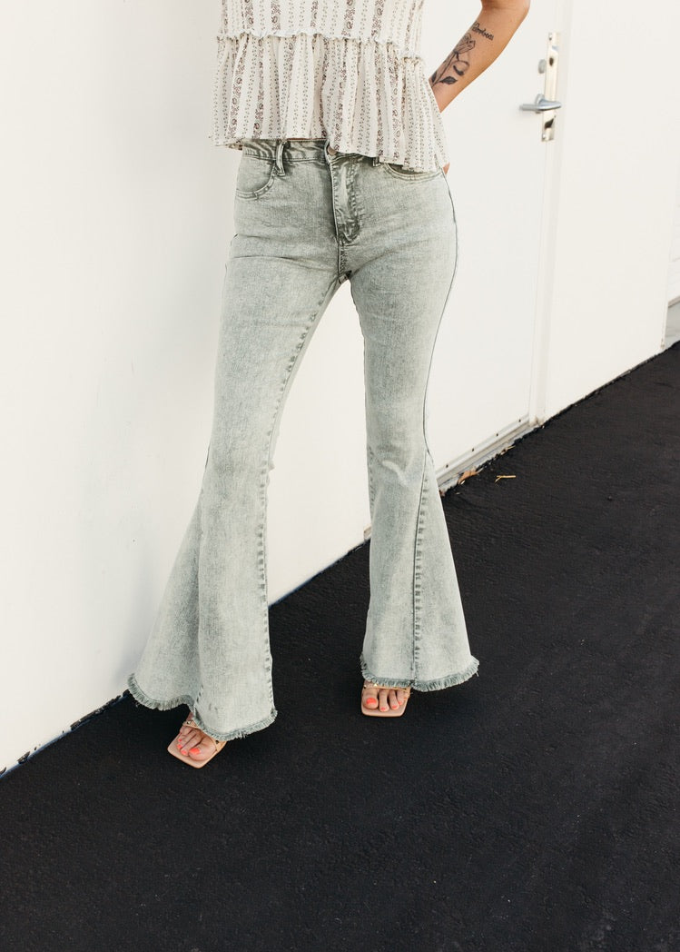 70's Soul - Distressed Bell Jeans