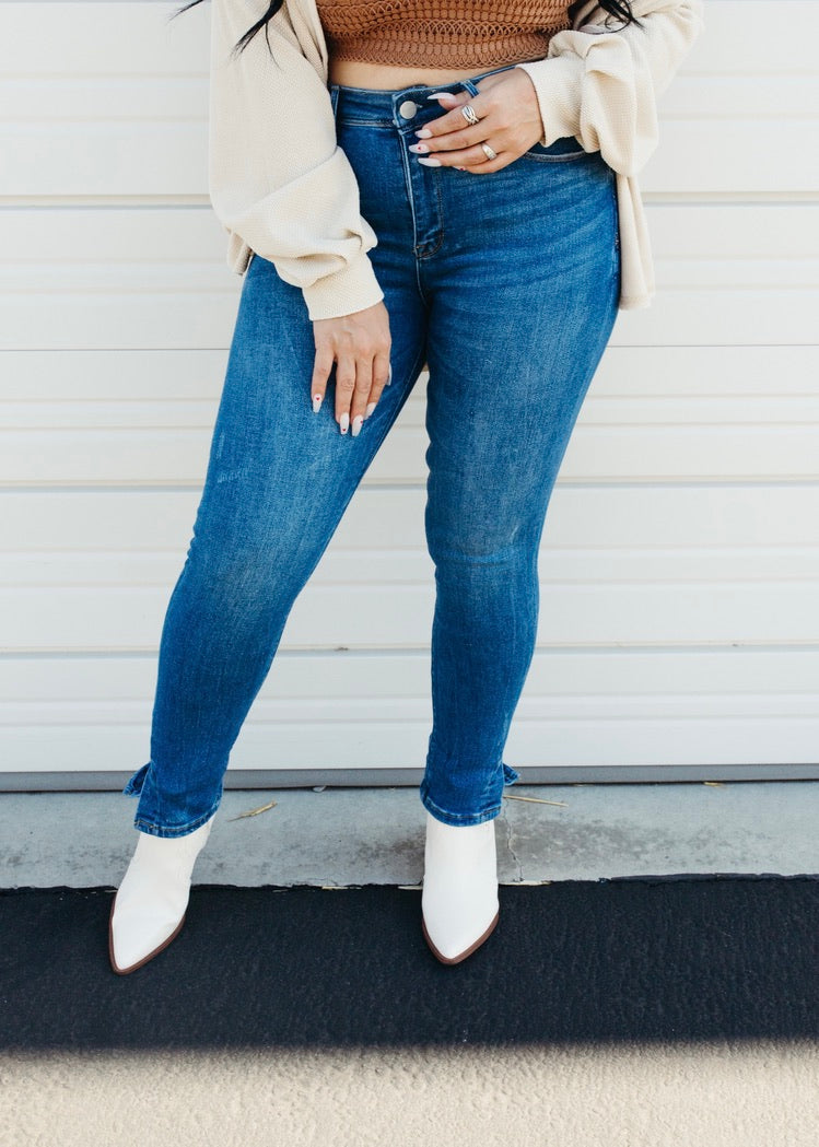The Best Yet - Curvy Yoke Skinny Jean