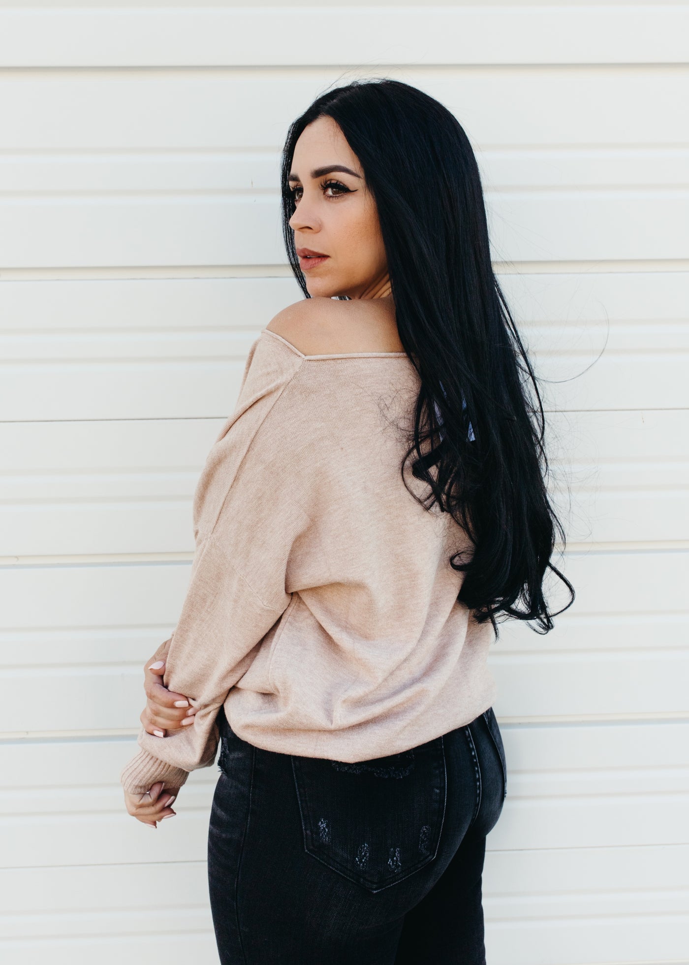 Style and Comfort - Round Neck Basic Sweater